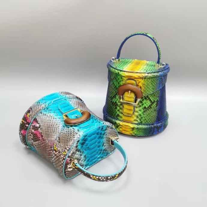 蛇皮女士小方包