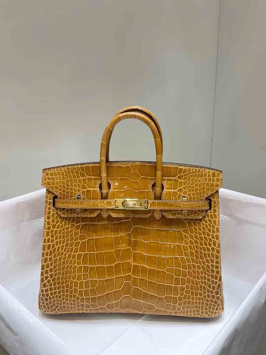 美洲裸沙色焦糖色9D 琥珀黄Jaune Amber包包