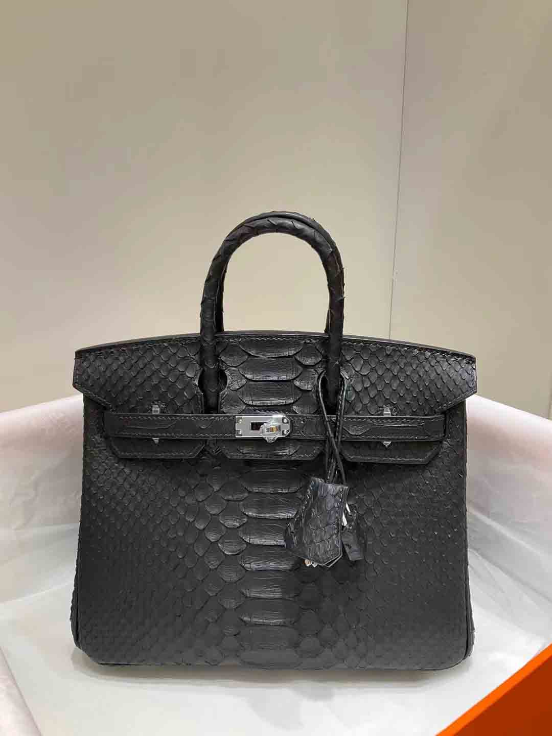 大蟒蛇黑色️女包